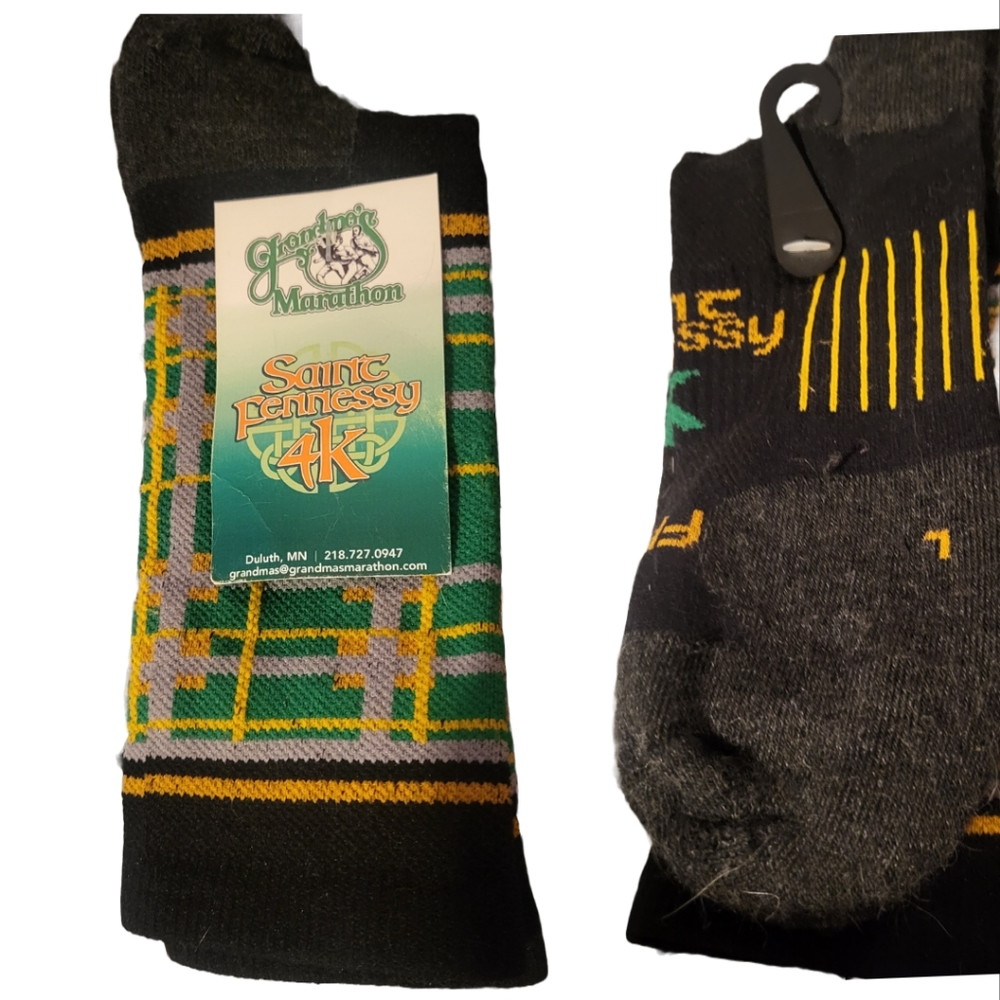 🔖2/$20 "FITSOK" Grandma's Marathon "Saint Fennessy 4K" Race/Run NWT